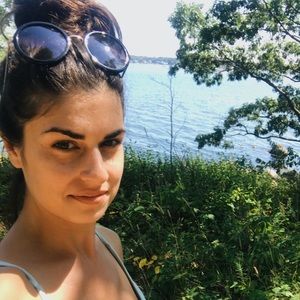 Meet your Posher, Melanie